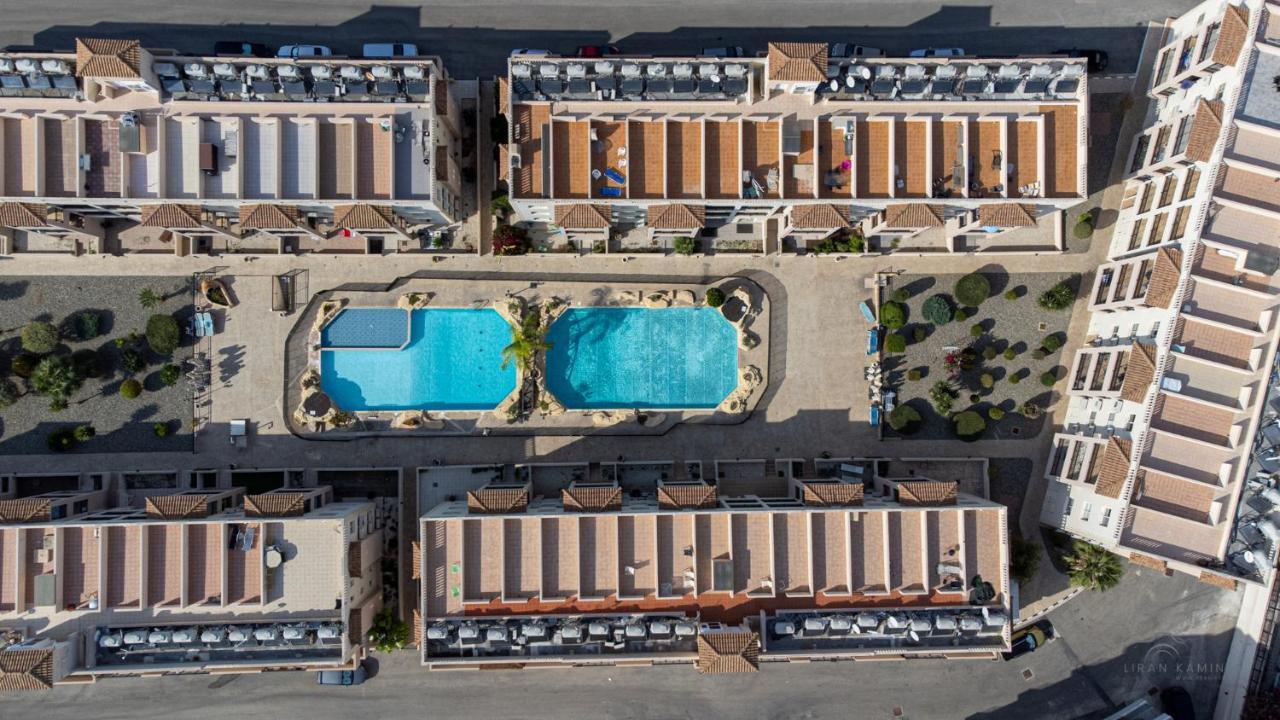 Royal-Seacrest Paphos-Center Vip Apartment Ngoại thất bức ảnh